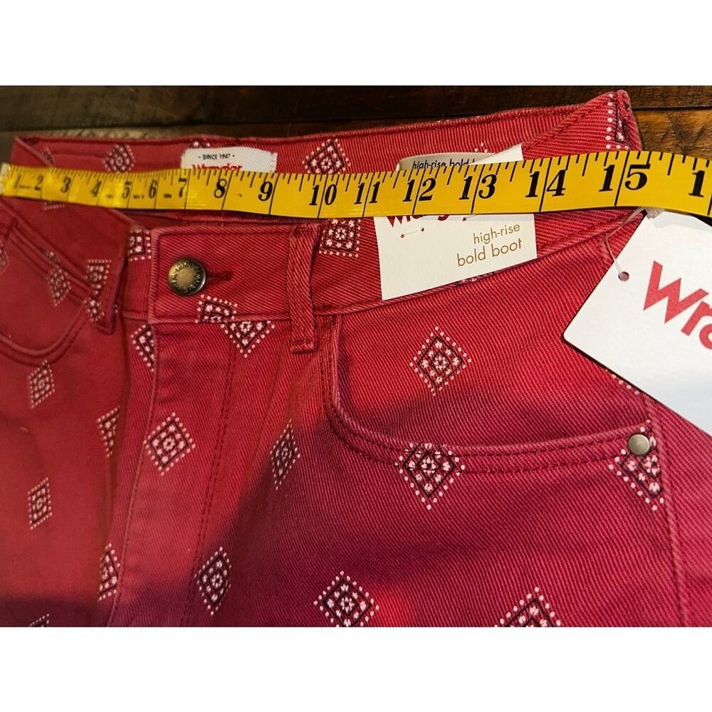 NWT Wrangler 10 / 30 x 30 Jeans High-Rise Bold Boot Cut Diamond Bay Red Bandana - Picture 10 of 13